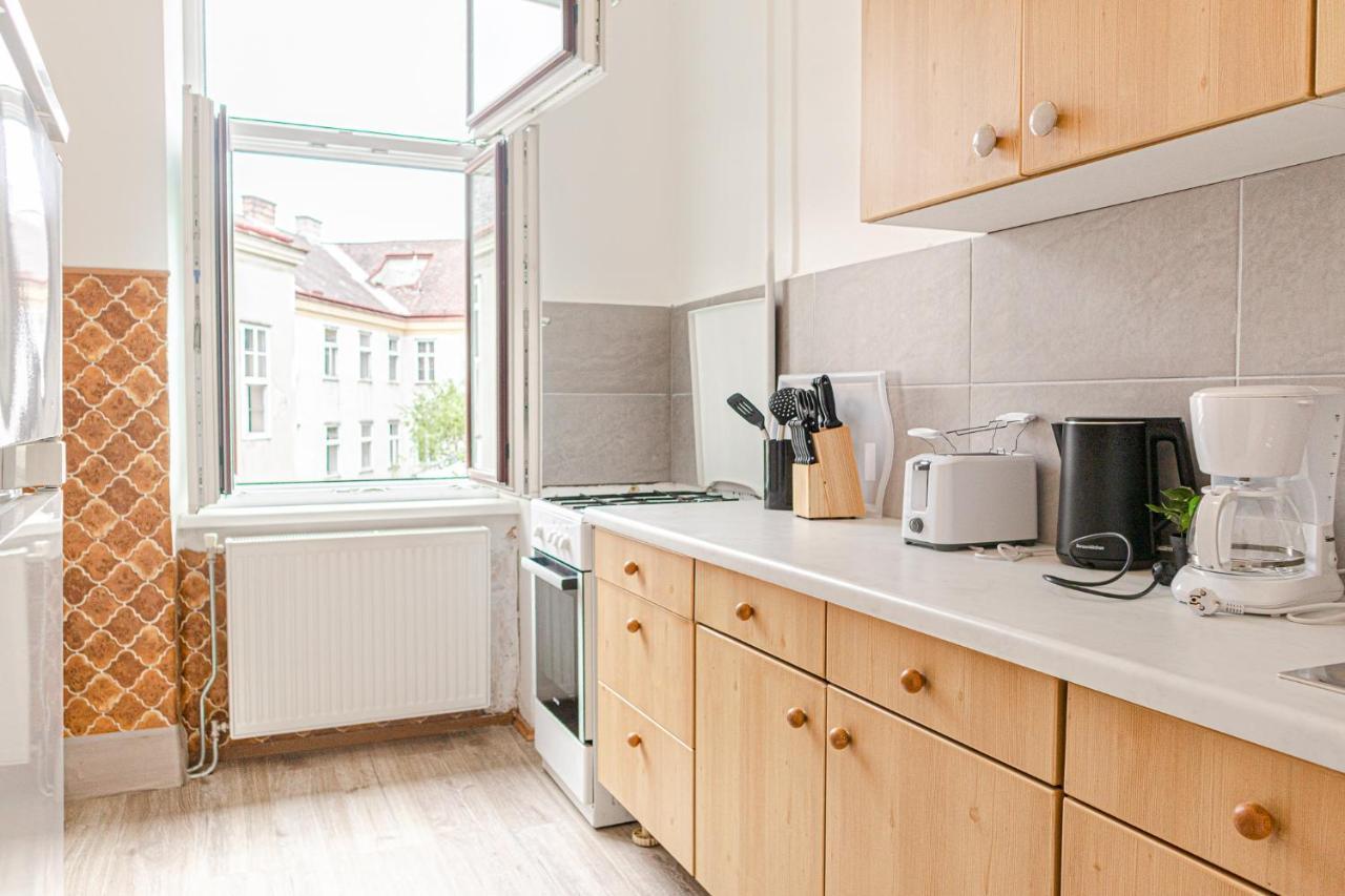 Pleasing 2Br Apt. Akh-Perfect For Groups Wina Bagian luar foto