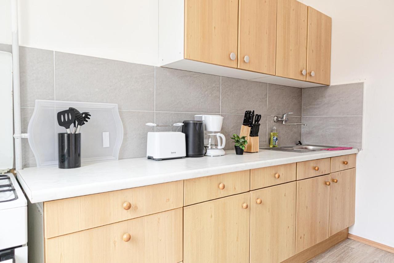 Pleasing 2Br Apt. Akh-Perfect For Groups Wina Bagian luar foto